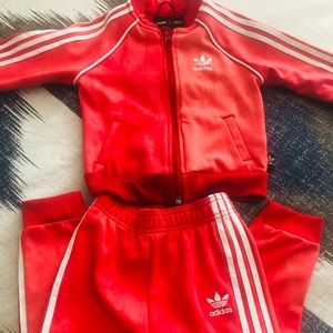 Unisex Adidas track suit
